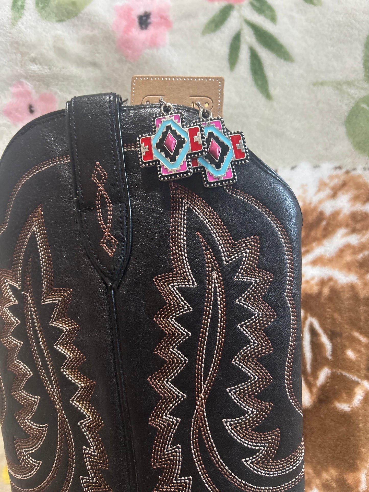 Western Criss Earrings
