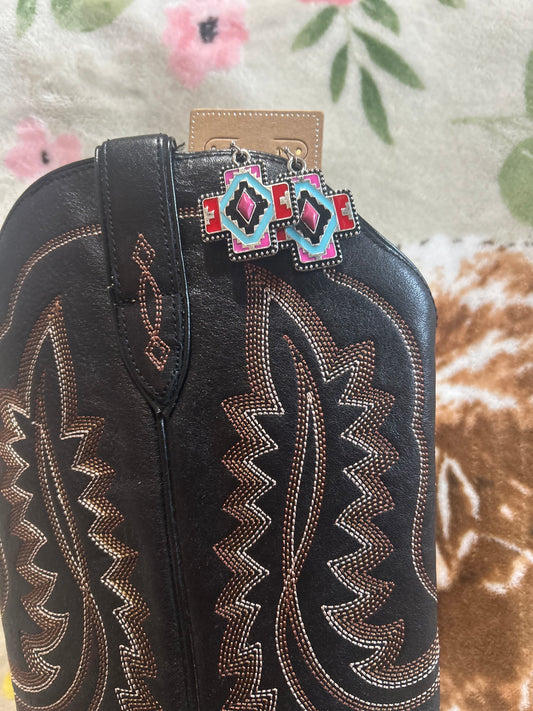 Western Criss Earrings